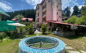 Hotel Ambika Residency Manali